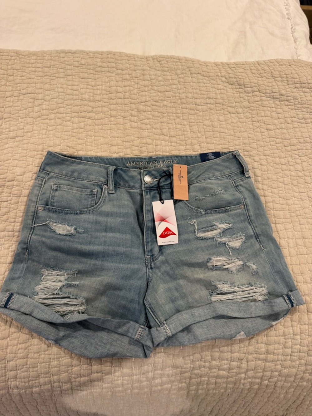 American Eagle Outfitters Light Denim Distressed TomGirl size 12 NWT